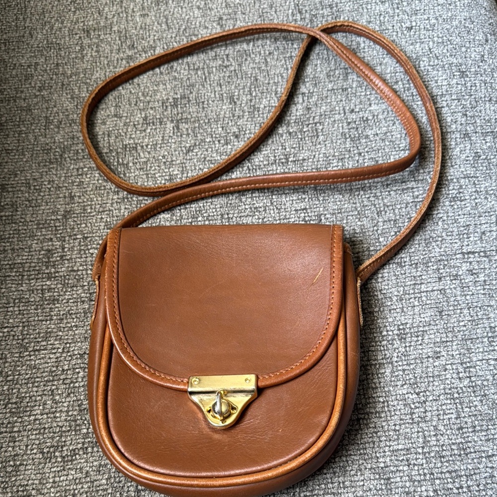 Green fields America, Classic Brown Leather Crossbody Bag